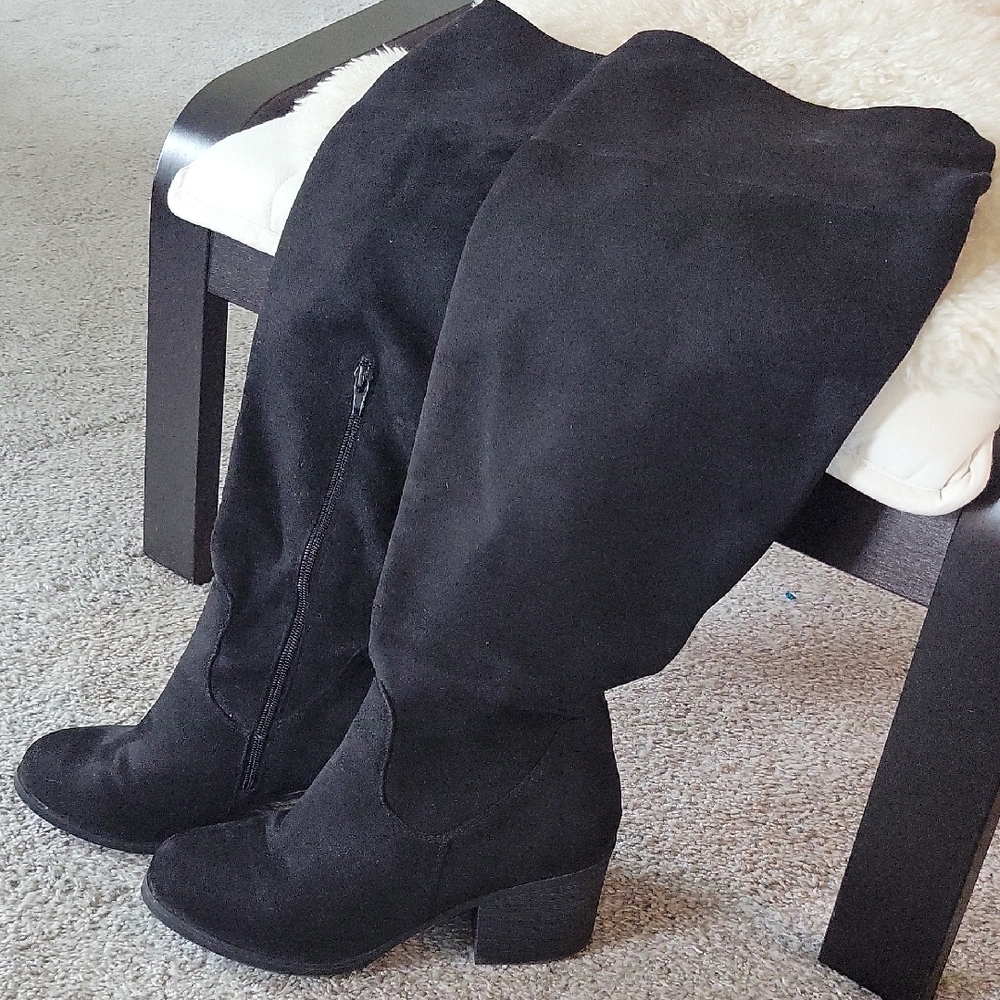 Torrid Black Over the Knee Boots Suede